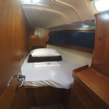 Hotel na wodzie парусная яхта Felicite Marmaris